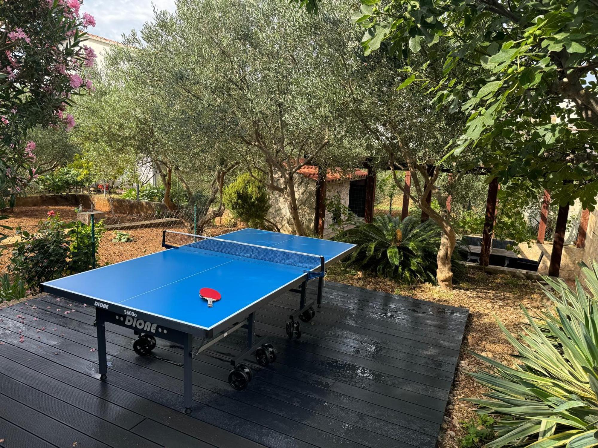 Adria Sun Apartments Водице Экстерьер фото